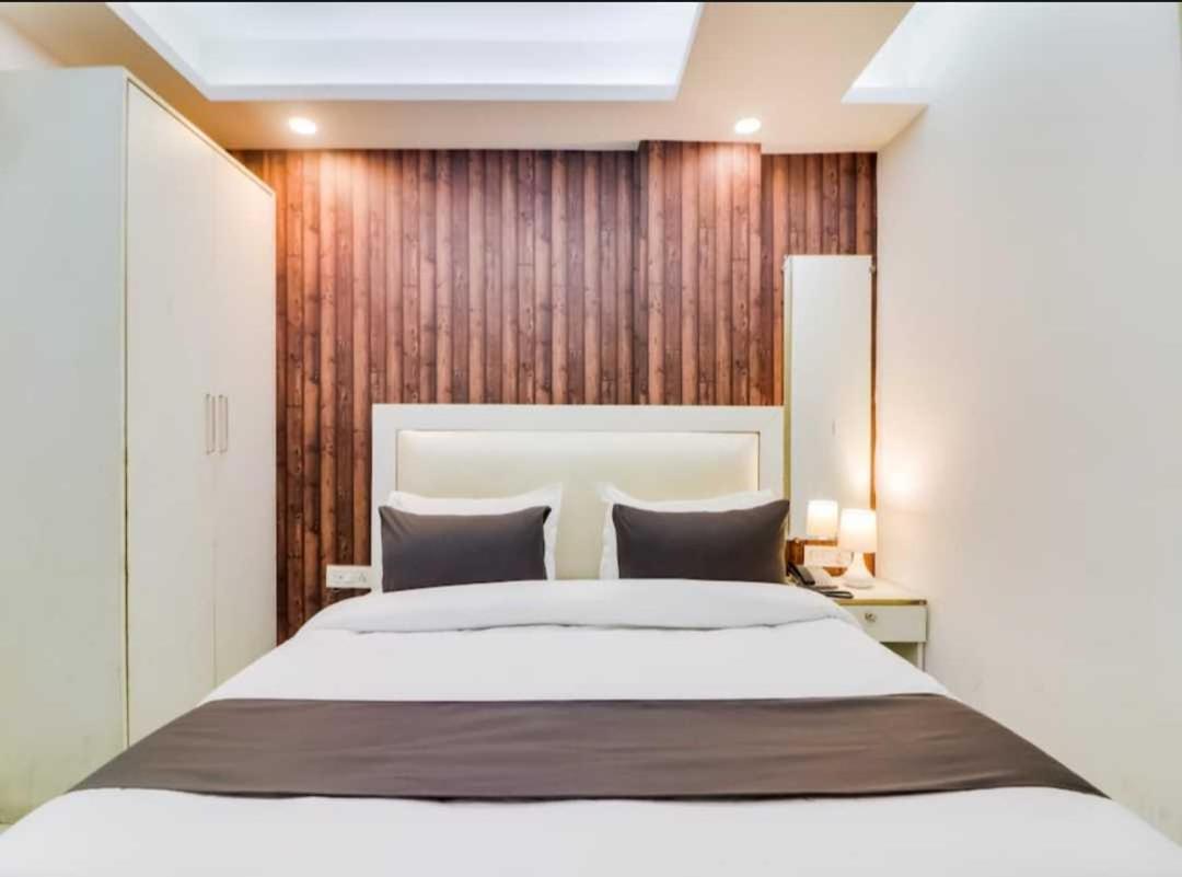 Hotel O Galaxy Stay New Delhi Extérieur photo