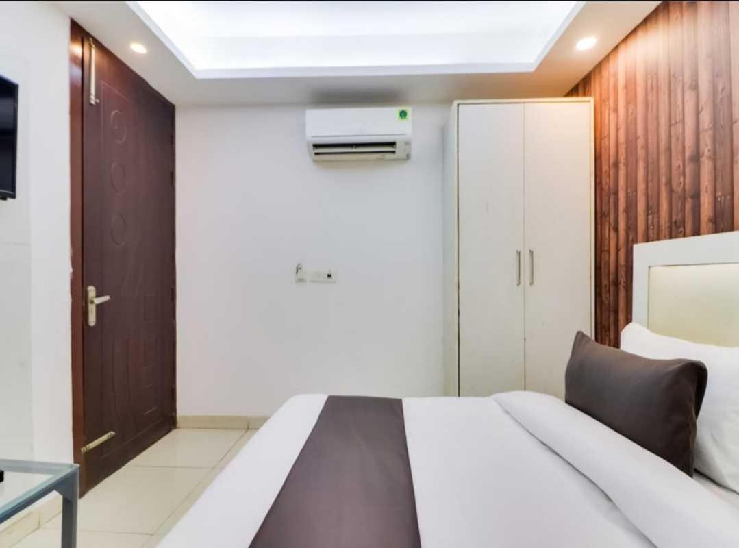 Hotel O Galaxy Stay New Delhi Extérieur photo