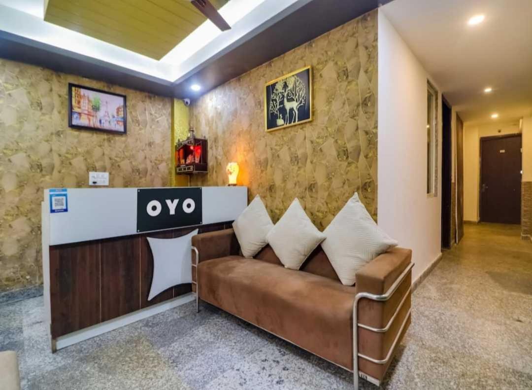 Hotel O Galaxy Stay New Delhi Extérieur photo