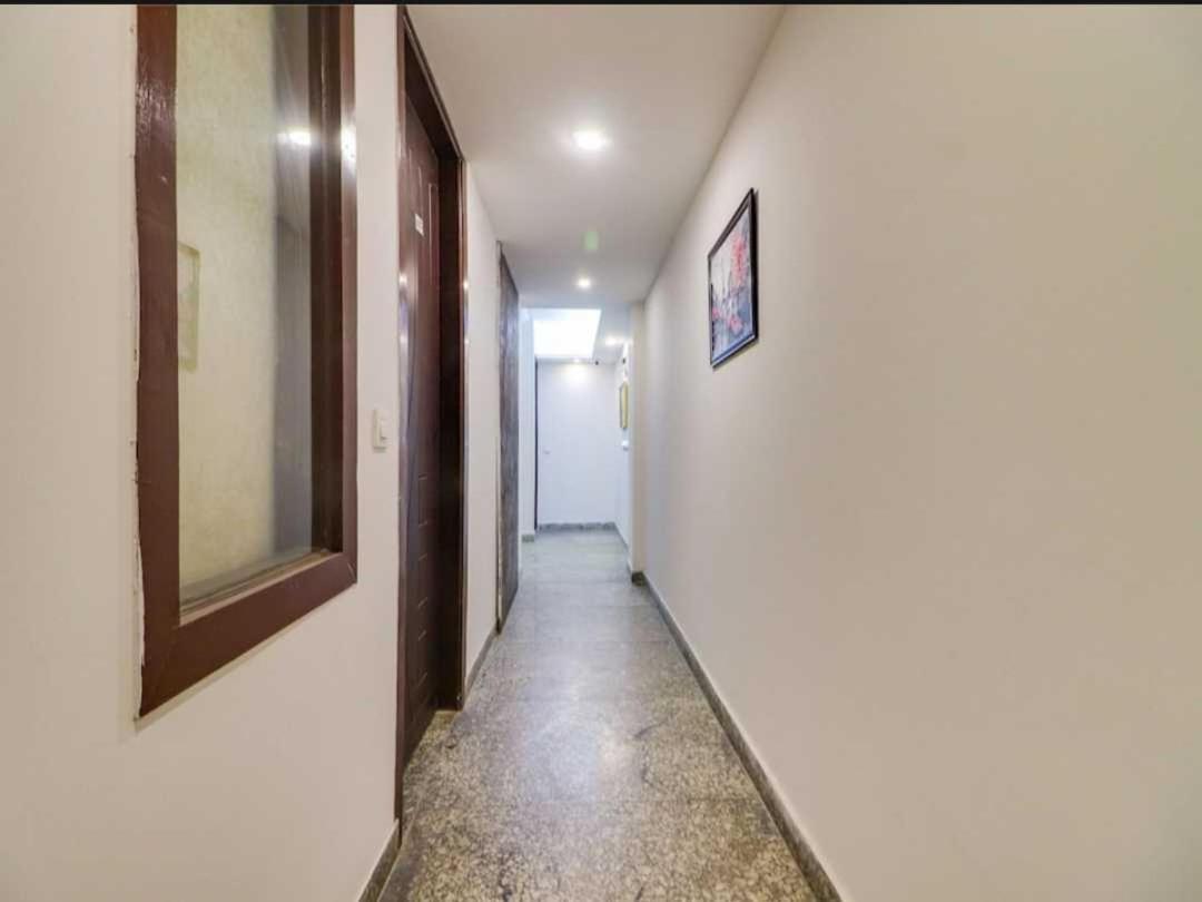 Hotel O Galaxy Stay New Delhi Extérieur photo