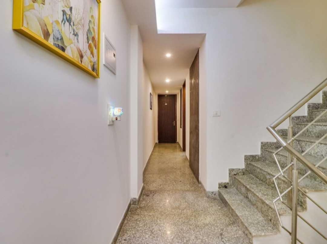 Hotel O Galaxy Stay New Delhi Extérieur photo