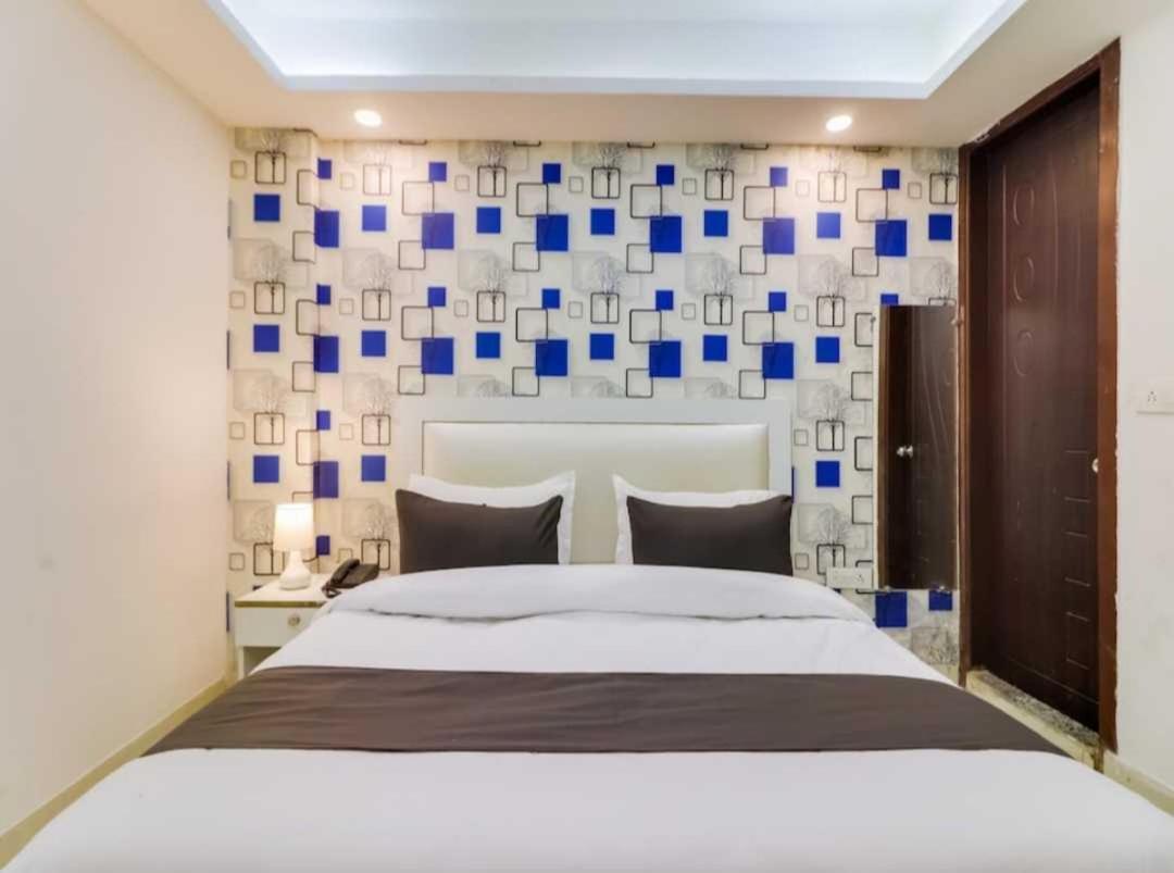 Hotel O Galaxy Stay New Delhi Extérieur photo
